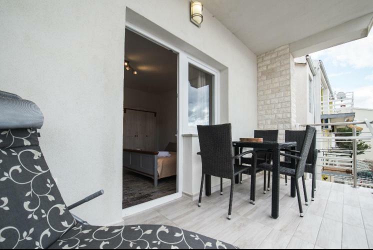Noah Appartement Vodice Buitenkant foto
