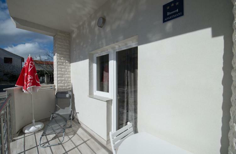 Noah Appartement Vodice Buitenkant foto