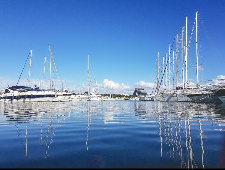 Noah Appartement Vodice Buitenkant foto